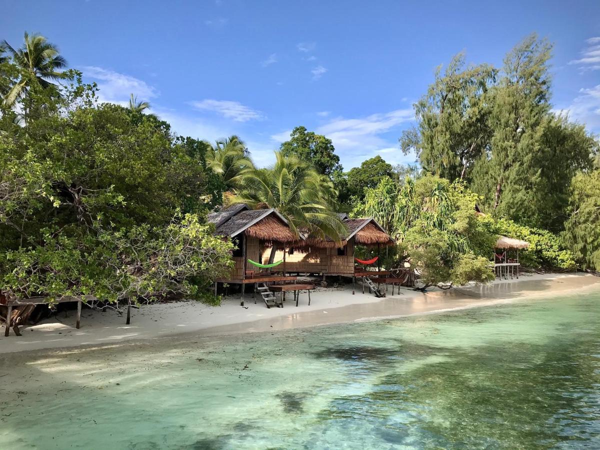 Tabari Dive Lodge Pulau Mansuar Экстерьер фото