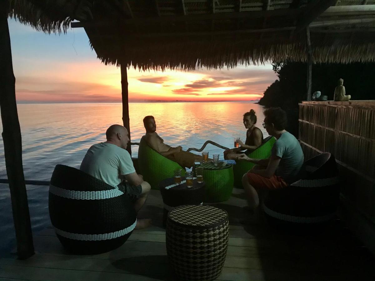 Tabari Dive Lodge Pulau Mansuar Экстерьер фото